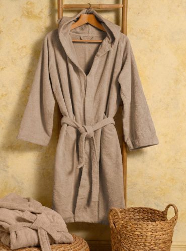 Λευκά-ειδη-μπάνιο-μπουρνούζια-πετσέτες-πατάκια-κουρτίνες-μπάνιου-elite-carpets-and-more