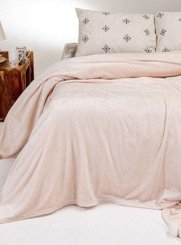 Λευκα-είδη-υπνοδωματίου-κουβερτες-κουβερτοπαπλώματα,-σεντόνια,-κουβέρτες-elite-carpets-and-more-main