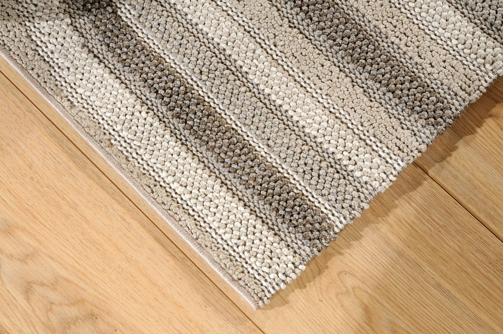 Μονόχρωμο Καλοκαιρινό Χαλί BEYONCE 72865-070