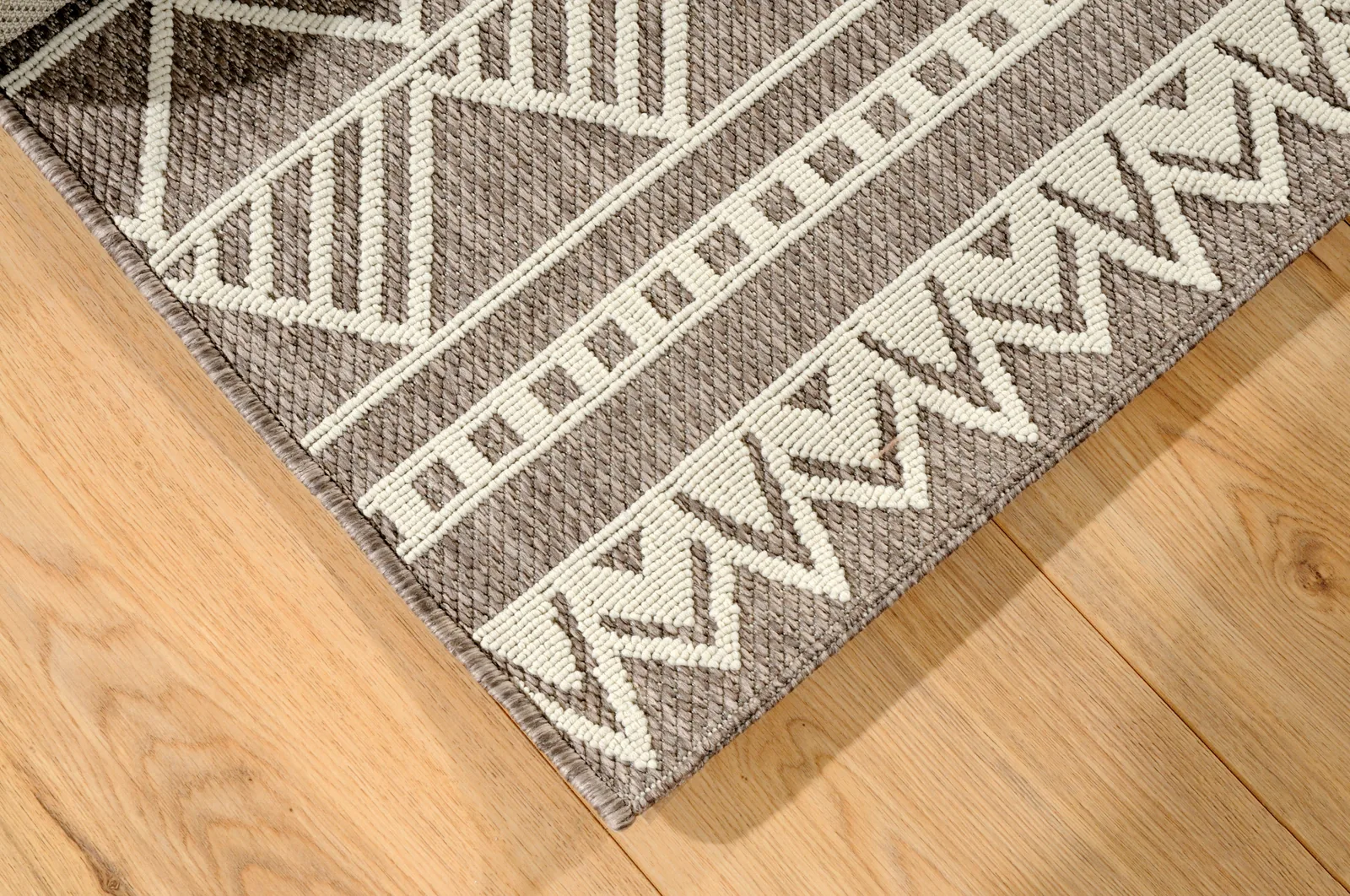 Μοντέρνο Καλοκαιρινό Χαλί ELORA 65008-120