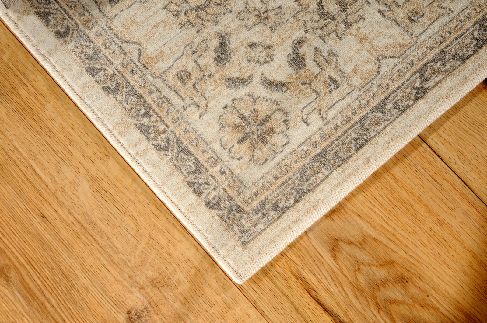 Κλασικό Καλοκαιρινό Χαλί JOY 03010-086