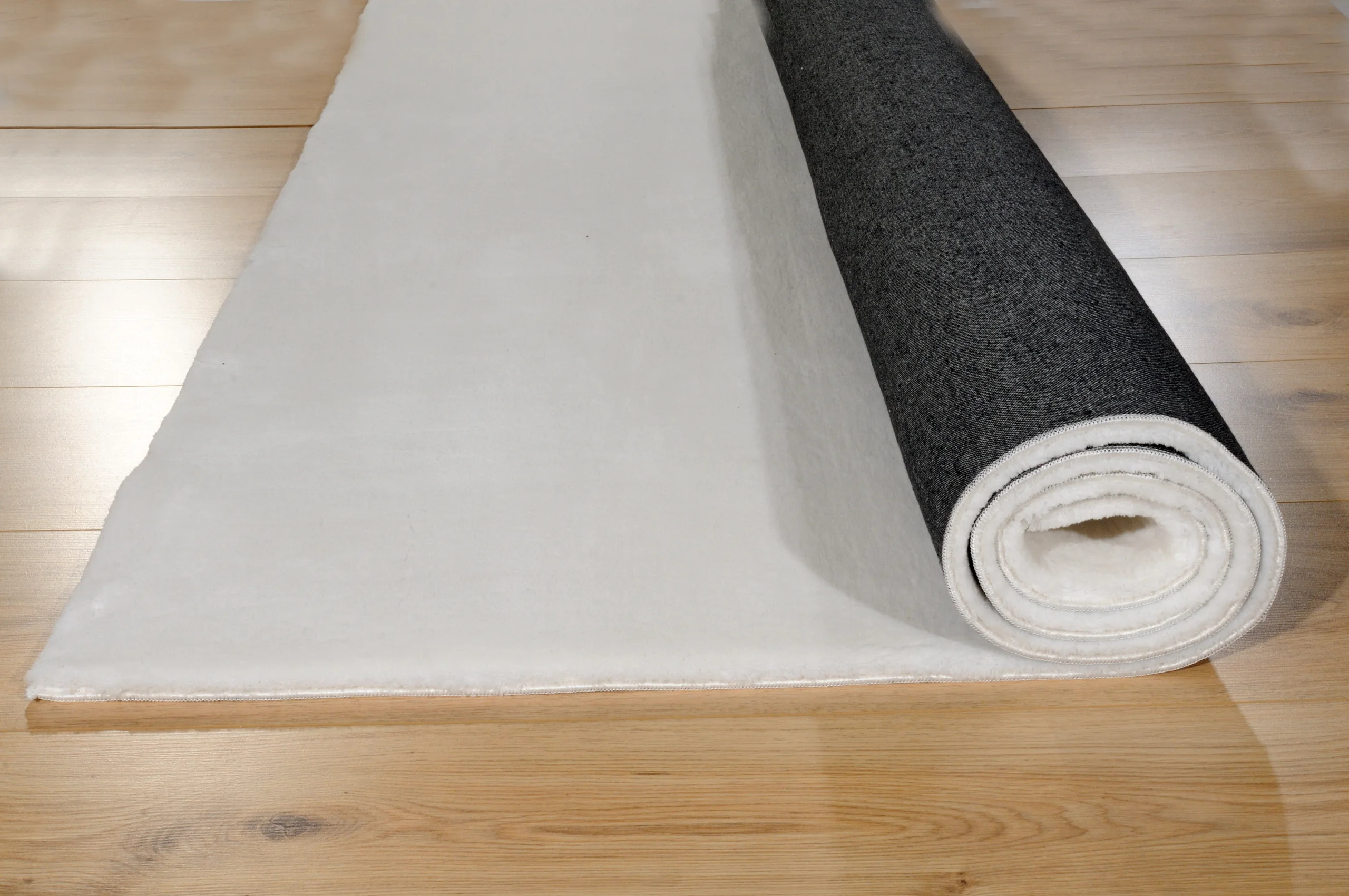 Μονόχρωμο Χειμερινο Χαλί MAXIMO 26165-060