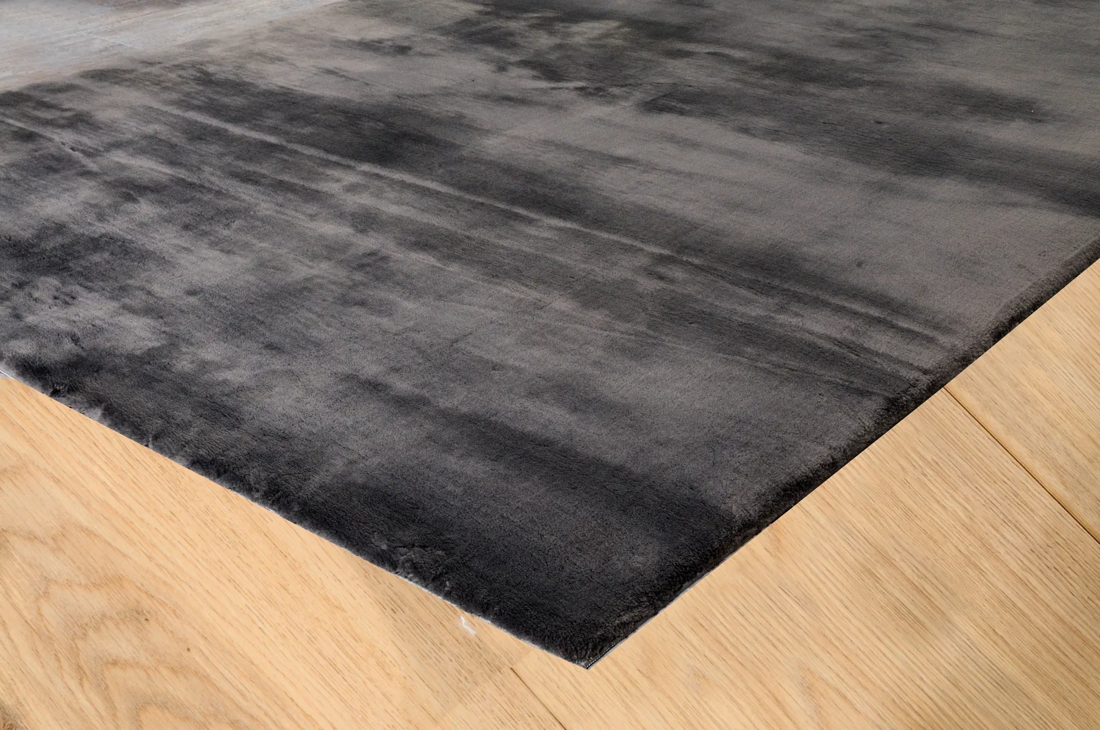 Μονόχρωμο Χειμερινο Χαλί MAXIMO 26165-995