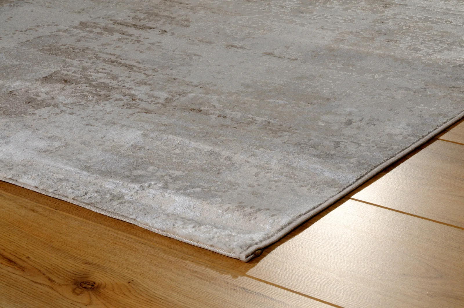 Μοντέρνο Χειμερινό Χαλί BEYOND 75245-670